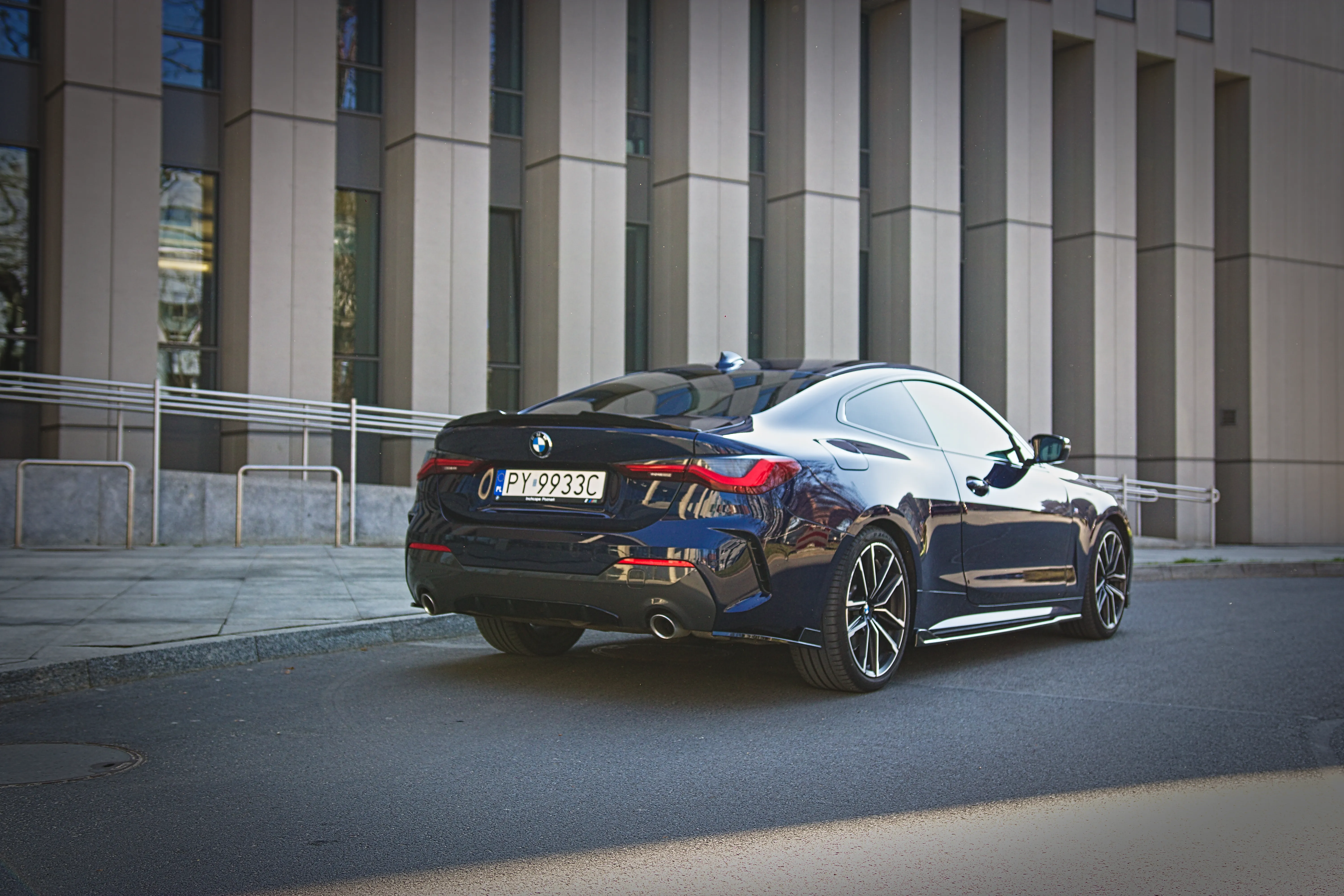 Zdjęcia do ogłoszeń - fotografia motoryzacyjna